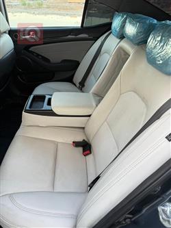 Kia Cadenza